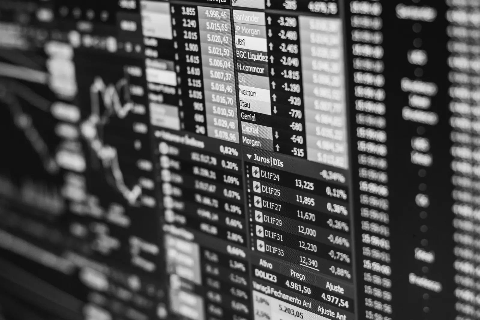 南京澳虎电子档案软件在政府机关的应用实践与成效分析