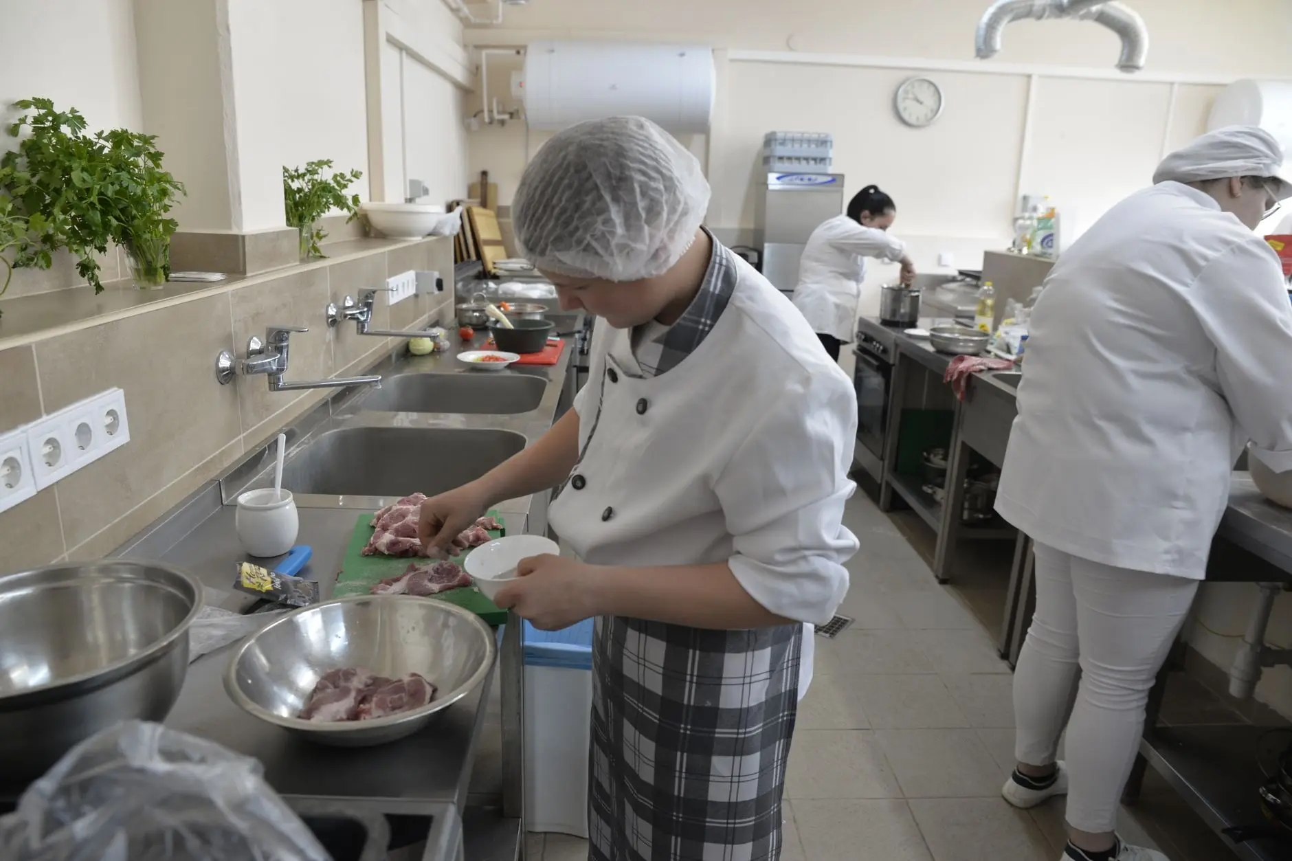 档案管理软件光盘与电子档案软件选型：企业档案数字化管理的技术路径解析正文配图 1