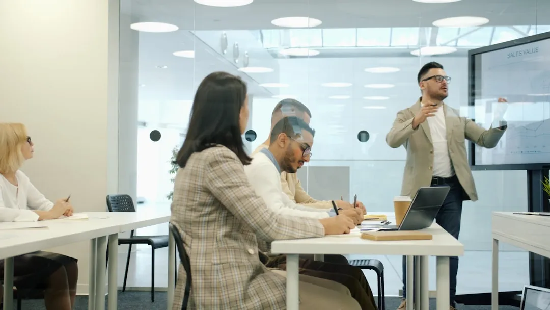 江苏企业档案数字化：电子档案管理系统与光盘库的协同应用实践